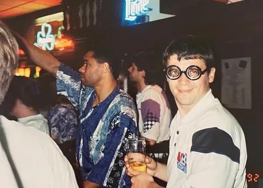 日韩av成人在线
